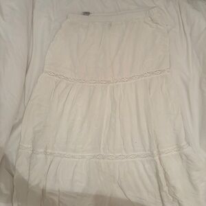White maxi skirt